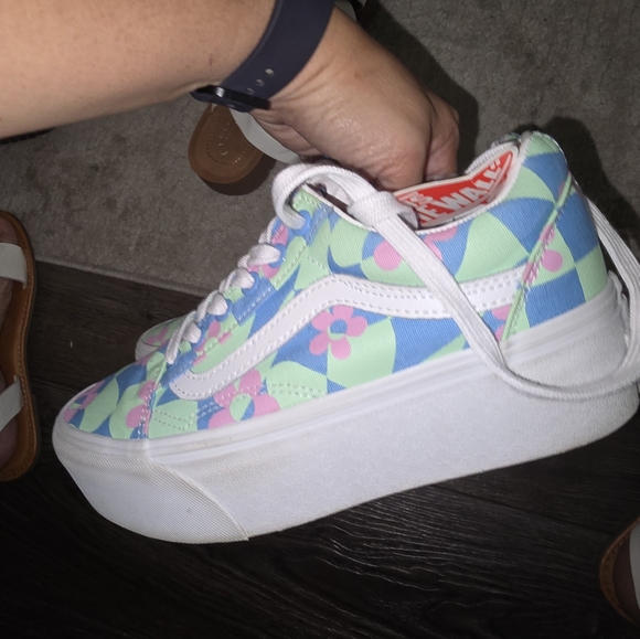 VANS Platforms - Picture 3 of 6